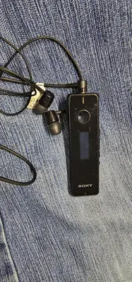 在飛比找Yahoo!奇摩拍賣優惠-✿~精靈小舖~✿SONY SBH-52 SBH52 藍牙耳機