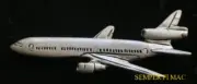 DC-10 DOUGLAS AIRLINER PEWTER HAT LAPEL PIN UP MADE IN US TIE TAC PILOT CREW