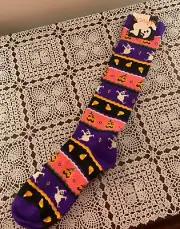 Davco Soxland Ladies Halloween Knee Socks Size 9 to 11 Ghosts Pumpkins Brand New