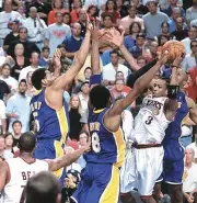Philadelphia 76ers Allen Iverson vs Los Angles Lakers Robert Horry- Old Photo