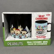 New Peanuts Gang Caroling 18oz Heat Changing Cup Mug Holiday Christmas Winter