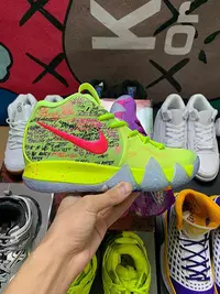 在飛比找Yahoo!奇摩拍賣優惠-【阿明運動舘】l Nike Kyrie4歐文4 鴛鴦 耐磨防