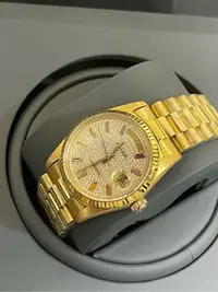 在飛比找Yahoo!奇摩拍賣優惠-9成新 Rolex 港裝 裝置 特製錶盤 精鑲鑽 18k黃金