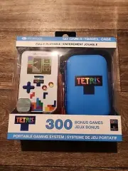 TETRIS Go Gamer Brand New Factory Sealed w/ 300 Bonus Games + Travel Case