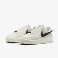 在飛比找momo購物網優惠-【NIKE 耐吉】AIR FORCE 1 LOW SP AM