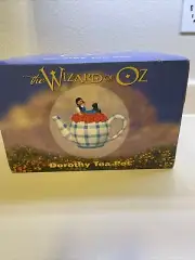 Vintage Wizard of Oz Tea Pot Rare Dorothy Toto 1998 Warner Bros
