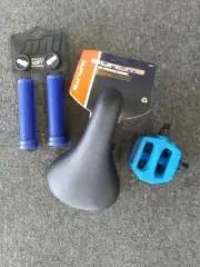 sunlite bmx seat, Maya grips, pedals 1/2" and peddle wrench