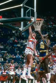 Jeff Ruland of the Washington Bulletsv1980s Basketball Photo 5