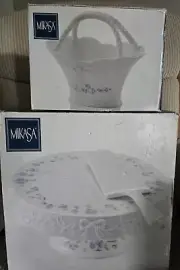 MIKASA CHINA FLORAL VINE 10" PEDESTAL CAKE PLATE W/SERVER & 5.25" BASKET RLO51