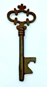 Decorative Skeleton Key in Cast Iron 6 1/4 Inches Tall Antique Finish