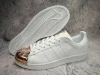 在飛比找Yahoo!奇摩拍賣優惠-ADIDAS ORIGINALS SUPERSTAR 金屬 