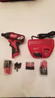 2401-20 M12 12V Lithium-Ion 1/4 in. Hex Screwdriver W/ 2 BATT,CHARG, 12 PC BITS