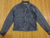 在飛比找Yahoo!奇摩拍賣優惠-(抓抓二手服飾)  LEVIS  W7515  牛仔外套  