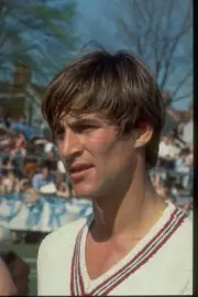 Simon MacCorkindale competing on game show Star Games 1980 OLD TV PHOTO