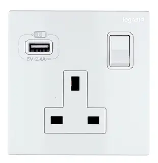 Legrand 羅格朗 Galion 13A單蘇有開關連USB 2.4A 白色