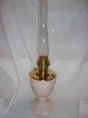 ALADDIN PINK MOONSTONE FLORENTINE KEROSENE VASE LAMP