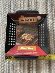 MR.BAR-B-Q~Non stick Grilling Wok for BBQ Grill New 8x8 Square Mini Wok