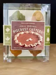 Williams Sonoma Fall Leaves Pie Crust Cutters 2008 NIB Thanksgiving Set Of (4)