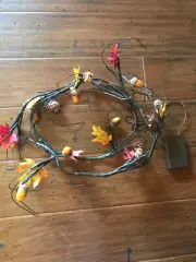 FALL HARVEST 6' GARLAND PRE LIT LIGHTS LEAVES PINE CONES TIMER BATTERY OPERATED