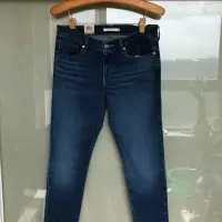 在飛比找蝦皮購物優惠-《Levi’s 品牌正貨》全新刷藍711緊身窄管女款牛仔褲