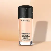 在飛比找蝦皮購物優惠-Mac Studio Fix Fluid SPF15 Fou