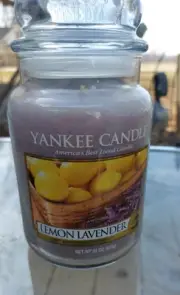 LEMON LAVENDE LARGE YANKEE CANDLE JAR 22 oz.