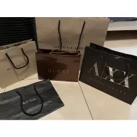 在飛比找蝦皮購物優惠-Burberry/Gucci/Armani exchange