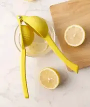 Manual Juicer Citrus Lemon Squeezer Fruit Lime Press Hand Kitchen Tool yellow