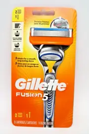 Gillette Fusion 5 Razor Handle + 2 Cartridge Refills New sealed pack.