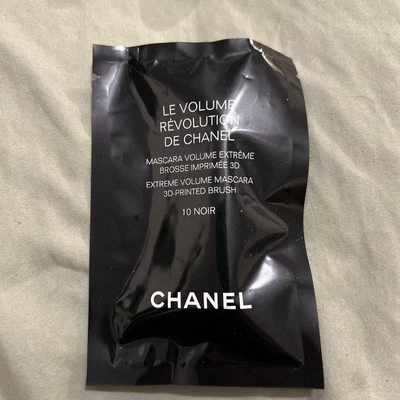 Le Volume De Chanel 10 NOIR Mascaras 1g / 0.03 oz New Sealed