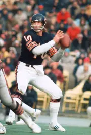 Bobby Douglass Chicago Bears drops back to pass v the San Francis- 1974 Photo 4