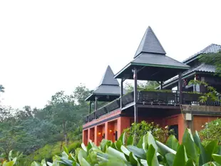 塔通山度假村Thaton Hill Resort