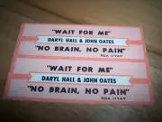 2 Daryl Hall John Oates Back Wait For Me / No Brain No Pain Jukebox Title Strips