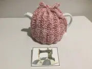 6 Cup Tea Pot Cosy Pink Tones Can Open The Top To Refill POST FREE