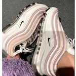 NIKE AIR MAX 97 氣墊 淡粉 白 櫻花粉 白粉 反光 女款休閒運動 DA9325-100 慢跑鞋