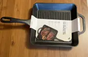 NWT Sharper Image Cast Iron Grill Pan w/Ridges Pre-Seasoned 10.5” Square