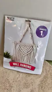 NWT Leisure Arts Brown Macrame Maker Fiber Craft Wall Hanging Wool Dowel Kit