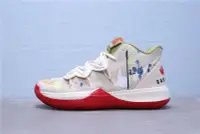 在飛比找Yahoo!奇摩拍賣優惠-Nike Kyrie 5 x Bandulu 塗鴉 奶油白 