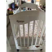 在飛比找蝦皮購物優惠-ROKKO二手嬰兒床