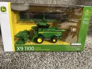 2022 ERTL 1:64 John Deere X9 1100 Combine PRESTIGE NEW!!!