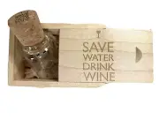 USB FLASH DRIVE, WINE CORK 16 GB MEMORY DISK WITH WOODEN GIFT BOX.