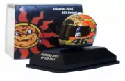 Minichamps Valentino Rossi Helmet - GP500 2001 1/8 Scale