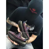 在飛比找蝦皮購物優惠-【貳伍壹.TC】Adidas Yeezy Boost 350