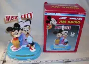 WALT DISNEY MICKEY AND MINNIE MOUSE AM TRANSISTOR RADIO 1986 NEW IN BOX
