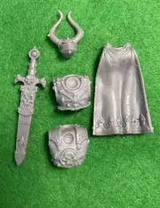 Warhammer Chaos Warriors Warrior Spare Sword Cape Torso Head Bits Games Workshop