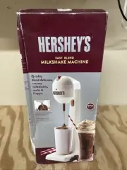 Hersheys Easy Blend Milkshake Machine Drink Blender IC13888 NEW -slight Box Damg