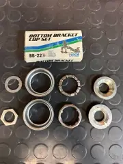 Vintage NOS Bottom Bracket Cup Set BB-22E