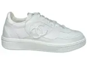 Chanel 23A White Calfskin Leather CC Logo Tie Flat Runner Trainer Sneaker 39