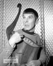 LEONARD NIMOY AS "MR. SPOCK" IN "STAR TREK" - 8X10 PUBLICITY PHOTO (AB-729)