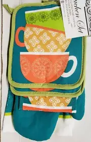 7pc SET: 2 POT HOLDERS,2 TOWELS,2 DISHCLOTHS & 1 OVEN MITT, COFFEE CUPS STACK,BH